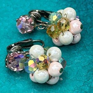 Vtg Laguna Dangle Drop Clip-On Earrings Multi Clustered AB Crystal & Faux Pearls